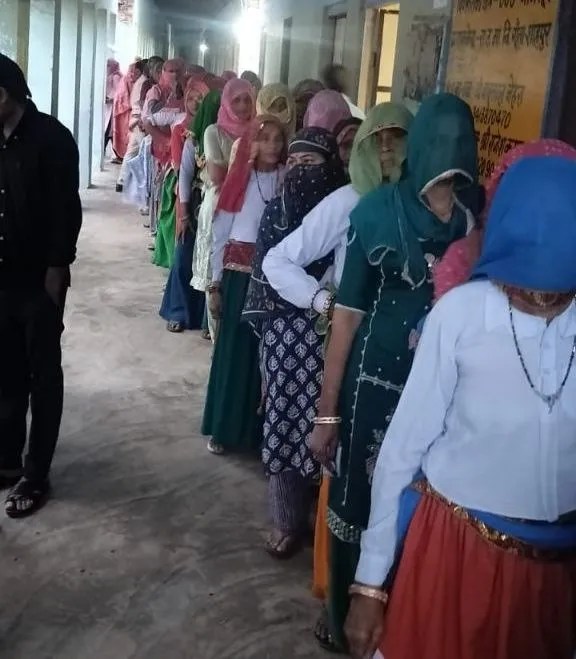 alwar panchayat election voting