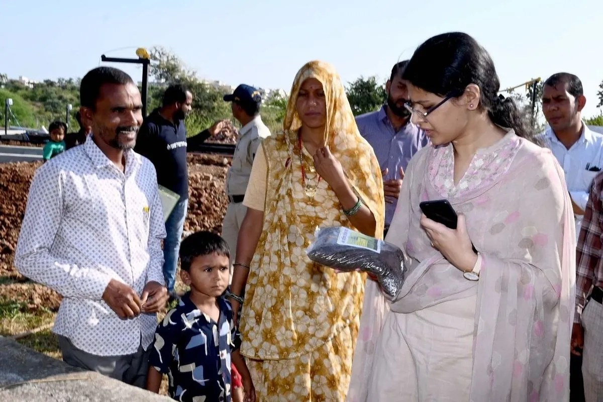 आइएएस वैशाली जैन विद्यार्थियों को दिया सफलता का मंत्र