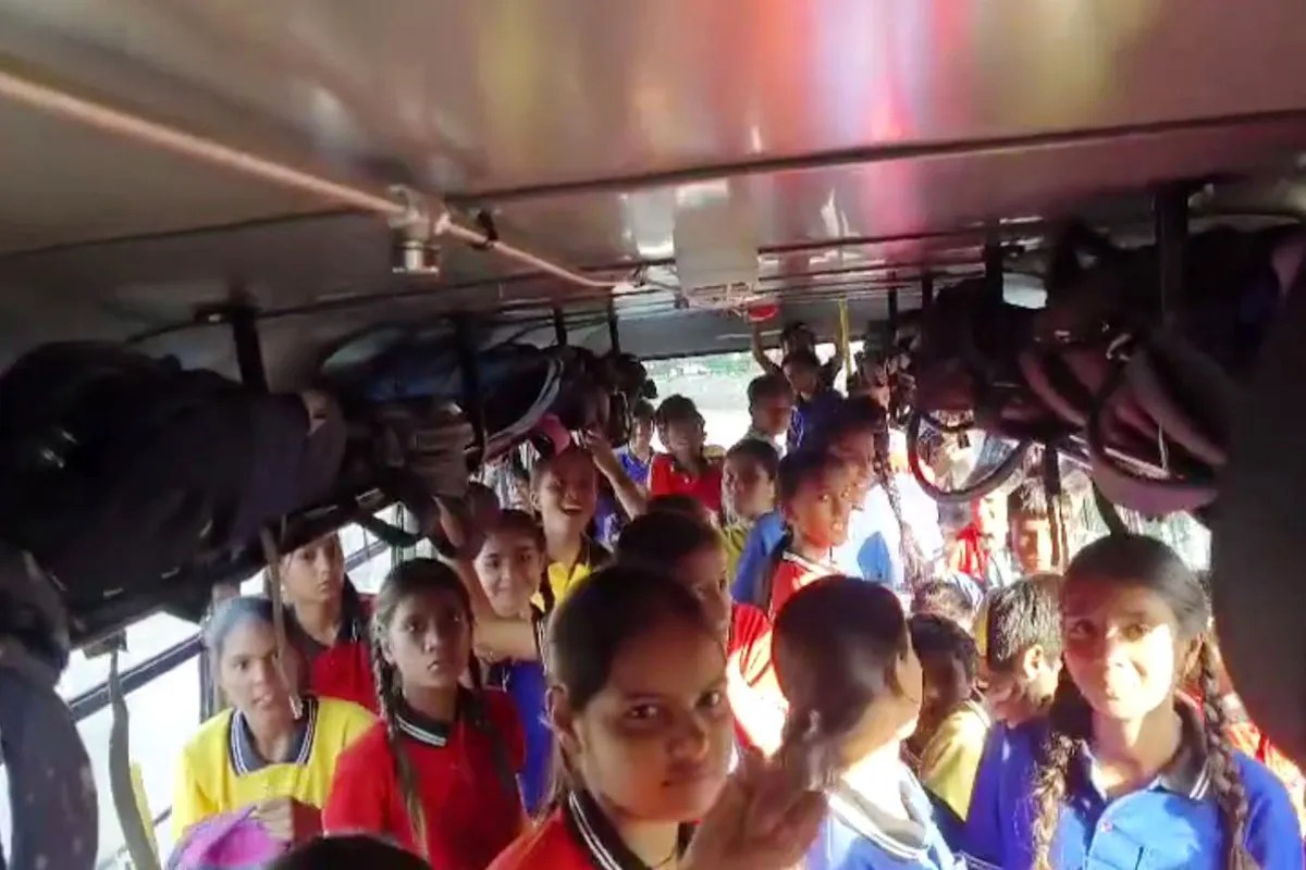CM Rise School Bus