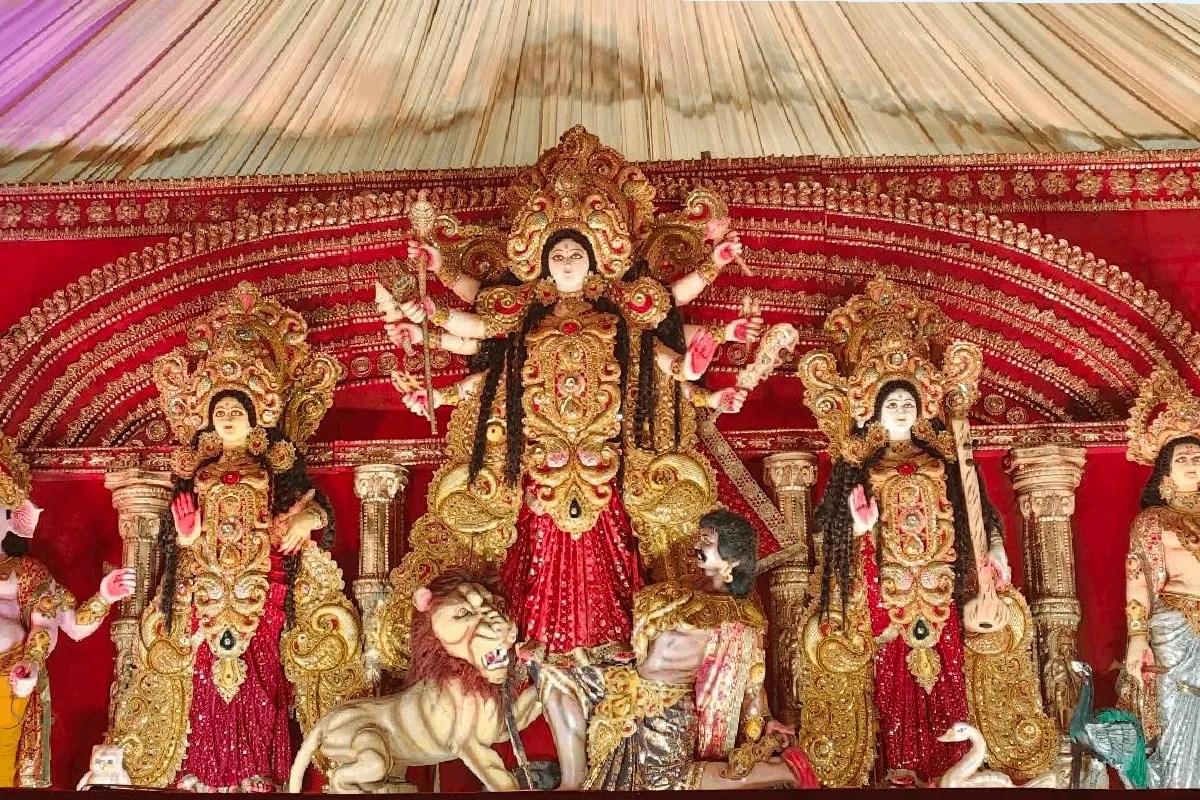 नवरात्रि में ग्रहों का दुर्लभ संयोग, तीन दिन सर्वार्थ सिद्धि और एक दिन अमृत सिद्धि योग